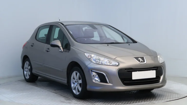 Peugeot 308, 2011