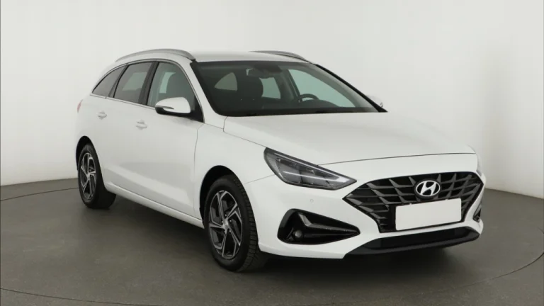 Hyundai i30, 2021