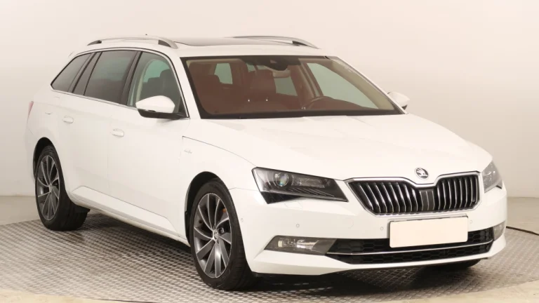 Škoda Superb, 2015