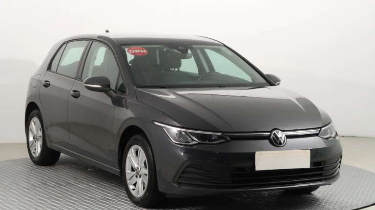 Volkswagen Golf, 2020