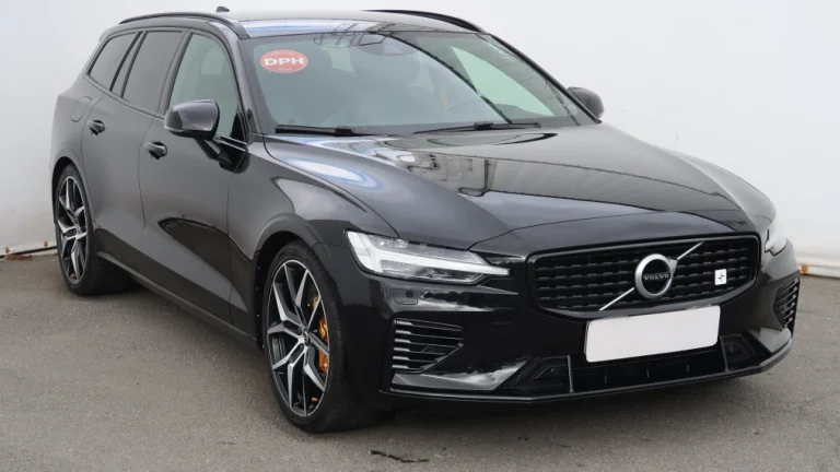 Volvo V60, 2021