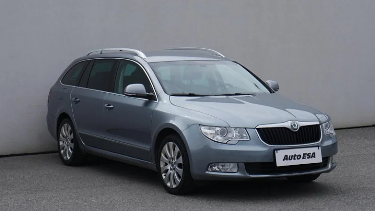 Škoda Superb II 2.0TDi Elegance