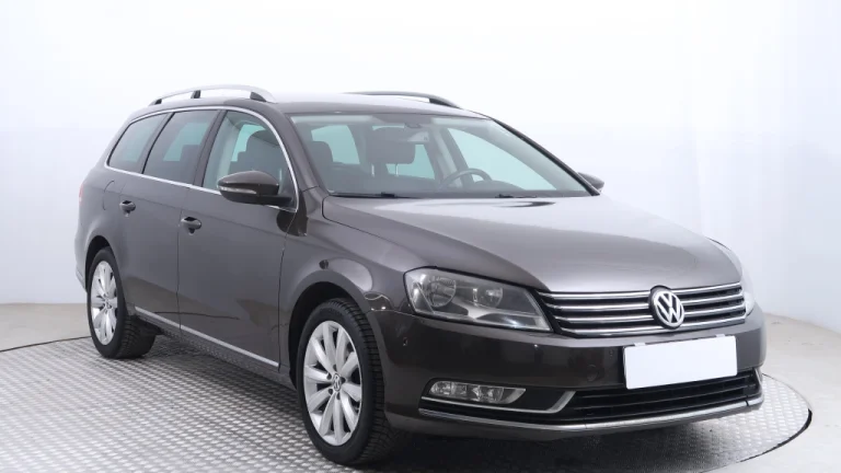 Volkswagen Passat, 2012