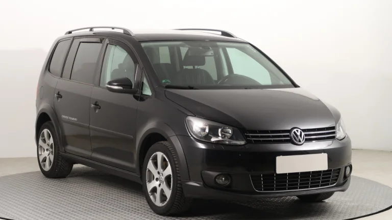 Volkswagen Touran, 2011