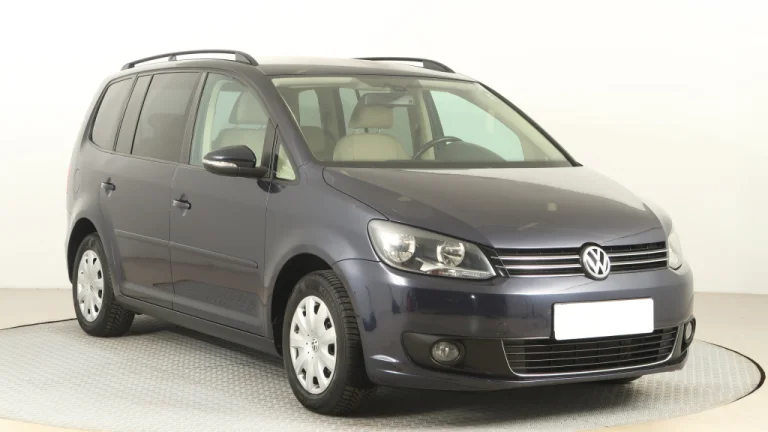 Volkswagen Touran, 2011