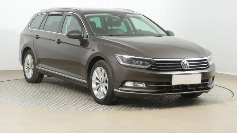 Volkswagen Passat, 2015