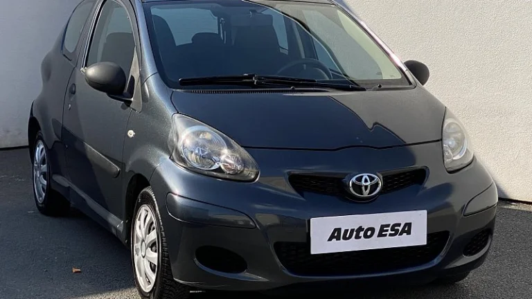 Toyota Aygo 1.0i 