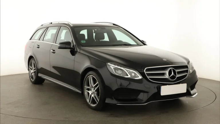 Mercedes-Benz E 220 BlueTEC 4MATIC, 2016