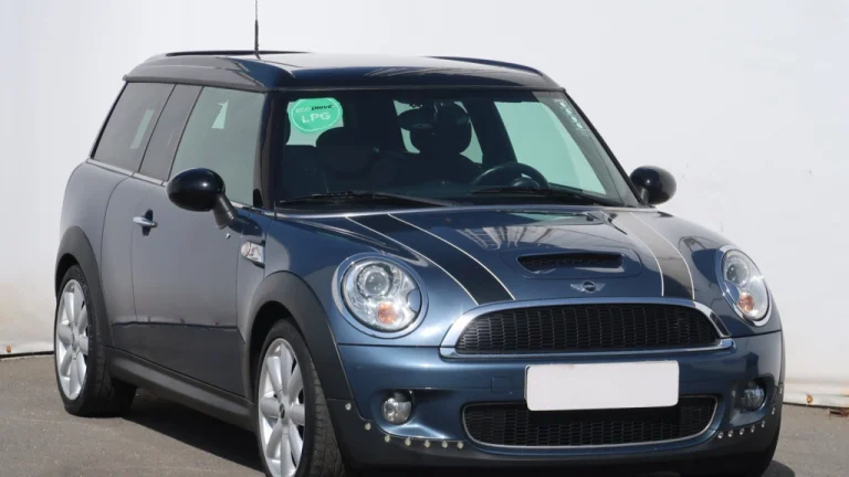 MINI Clubman, 2010