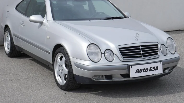 Mercedes-Benz CLK 2.3i 