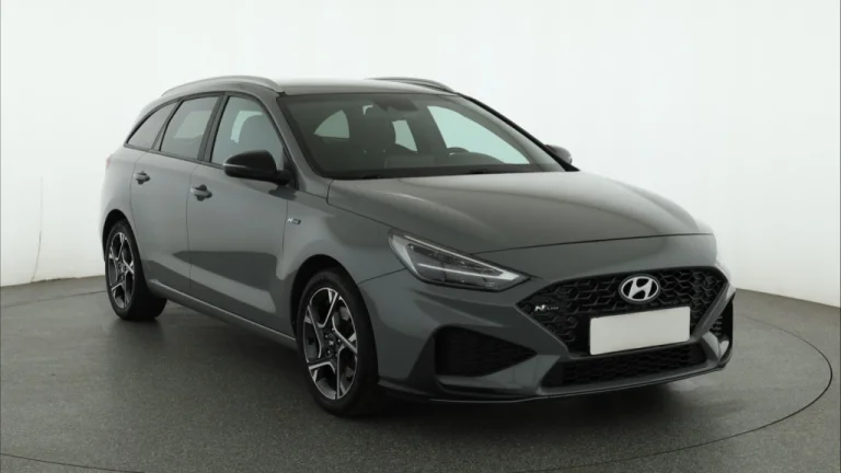 Hyundai i30, 2022