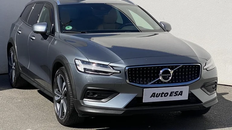 Volvo V60 2.0 T5 Cross Country