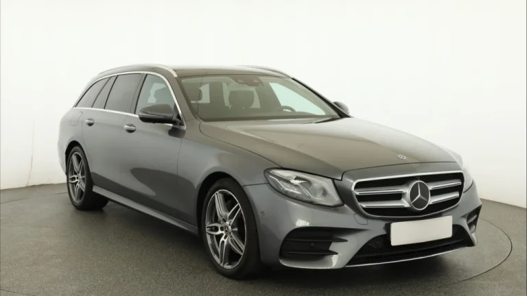 Mercedes-Benz E 220 d 4MATIC, 2020