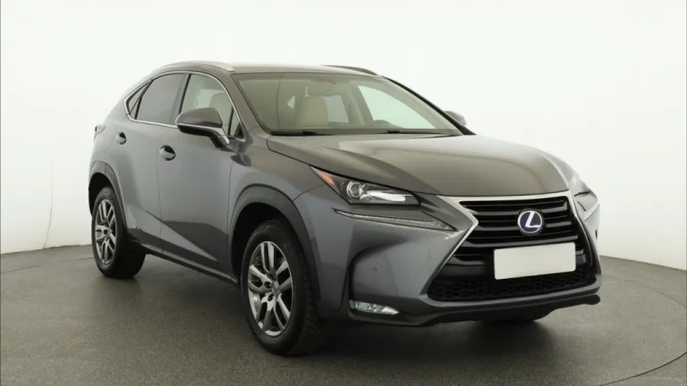 Lexus NX, 2015