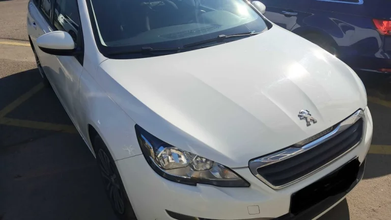 Peugeot 308, 2015