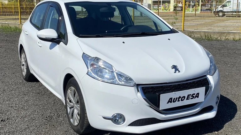 Peugeot 208 1.4 HDi 