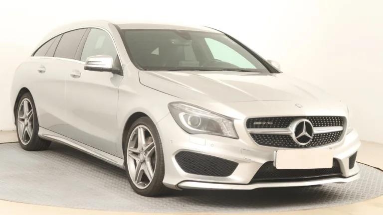 Mercedes-Benz CLA, 2015