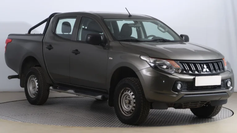 Mitsubishi L200, 2016