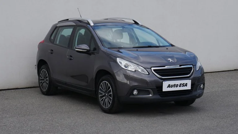 Peugeot 2008 1.2 PT 