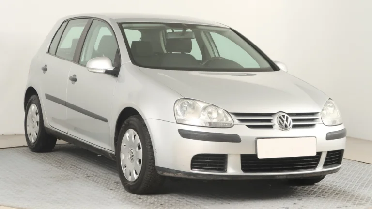 Volkswagen Golf, 2005