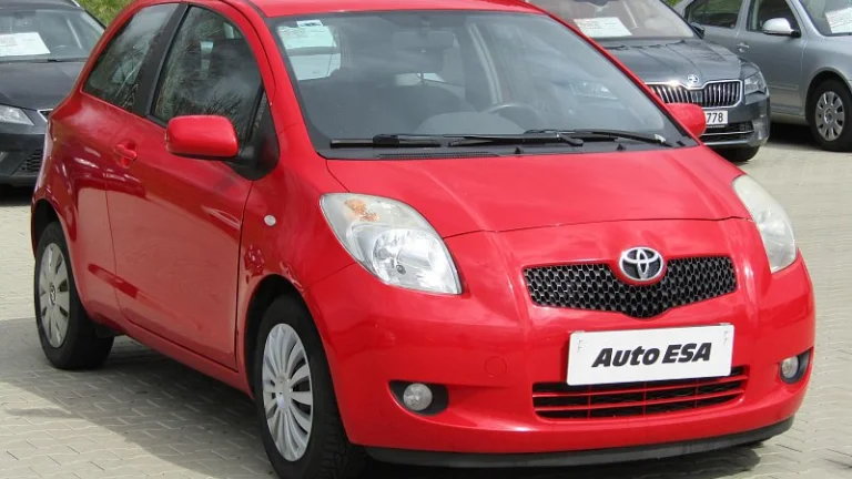 Toyota Yaris 1.3 VVT-i 