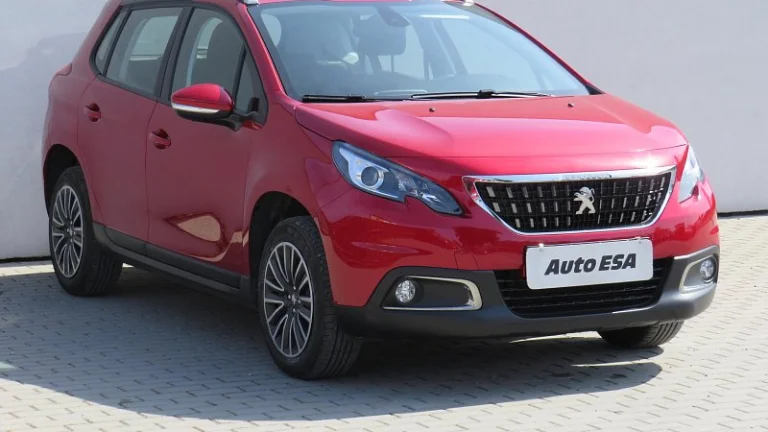 Peugeot 2008 1.2PT 