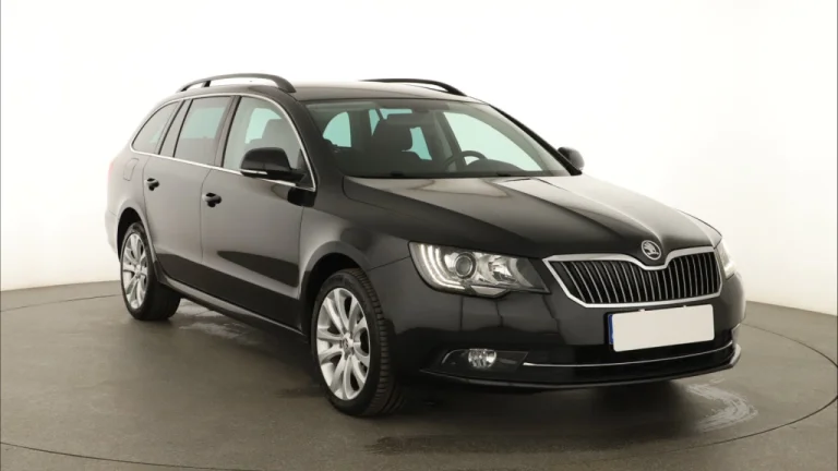 Škoda Superb, 2015