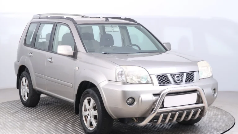 Nissan X-Trail, 2004