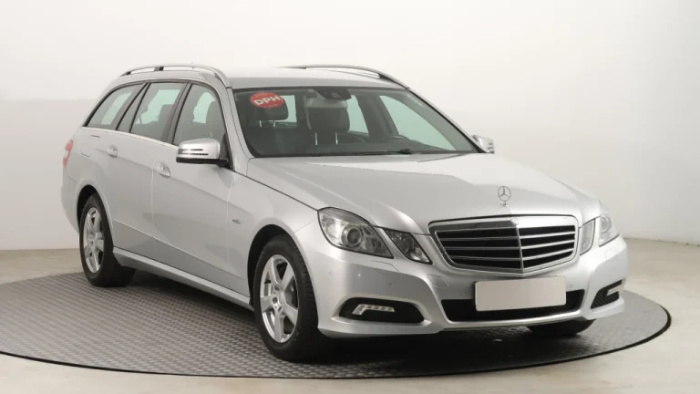 Mercedes-Benz E 200 Kompressor, 2010