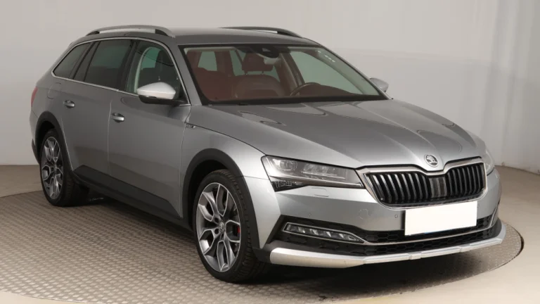 Škoda Superb, 2021