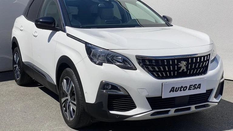 Peugeot 3008 1.2PT Allure