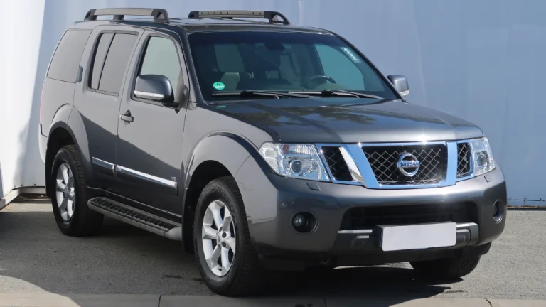 Nissan Pathfinder, 2011