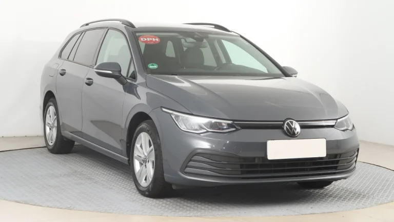 Volkswagen Golf, 2021