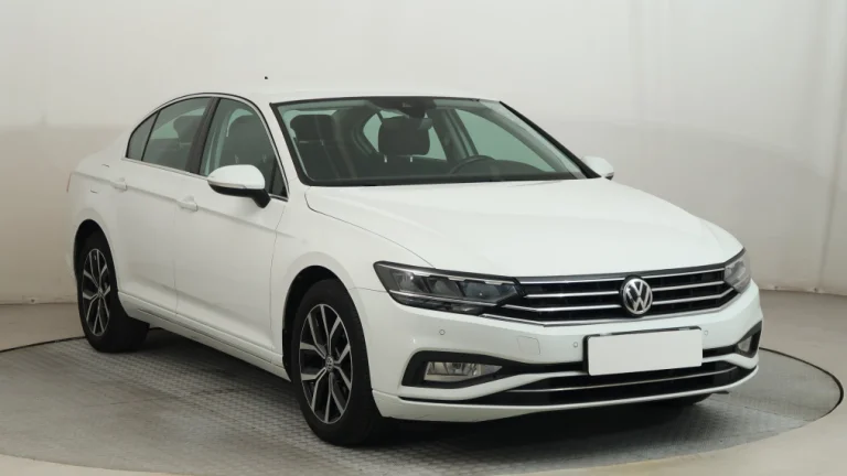 Volkswagen Passat, 2019