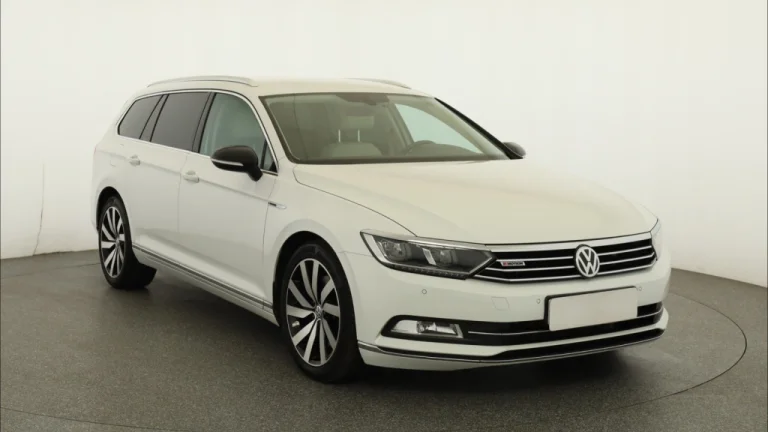 Volkswagen Passat, 2015