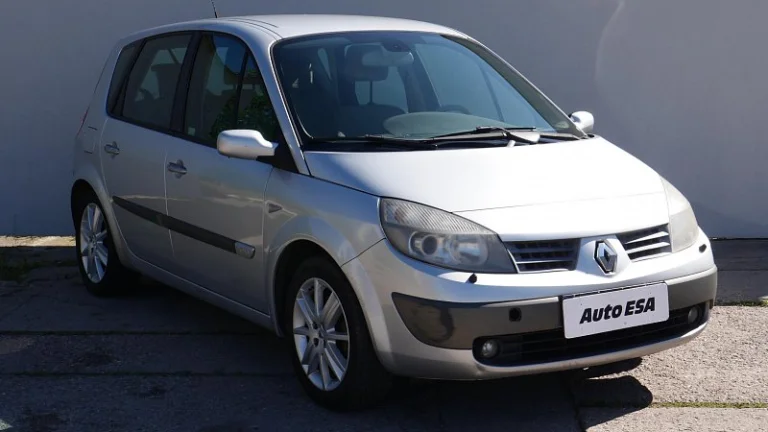 Renault Scénic 2.0i 