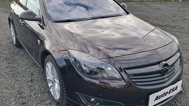 Opel Insignia 2.0CDTi 