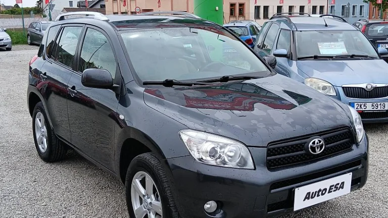 Toyota RAV4 2.0 VVT-i 
