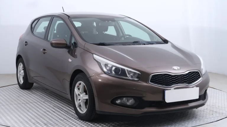 Kia Ceed, 2013