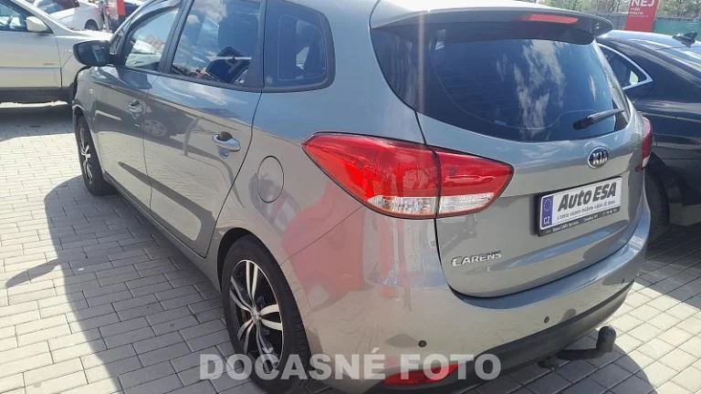 Kia Carens 1.6 GDi 