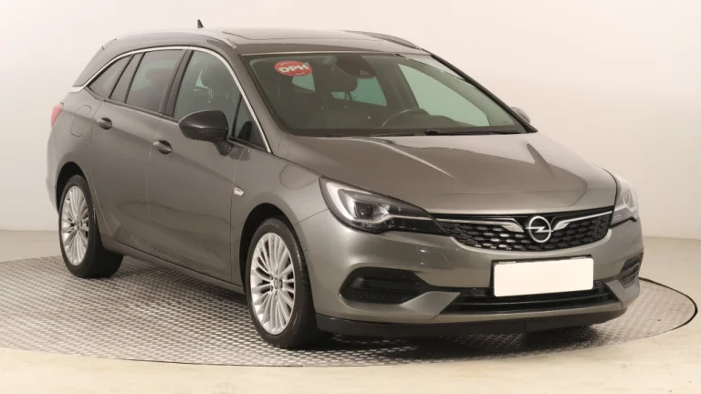 Opel Astra, 2021