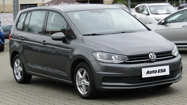Volkswagen Touran 1.6 TDi 