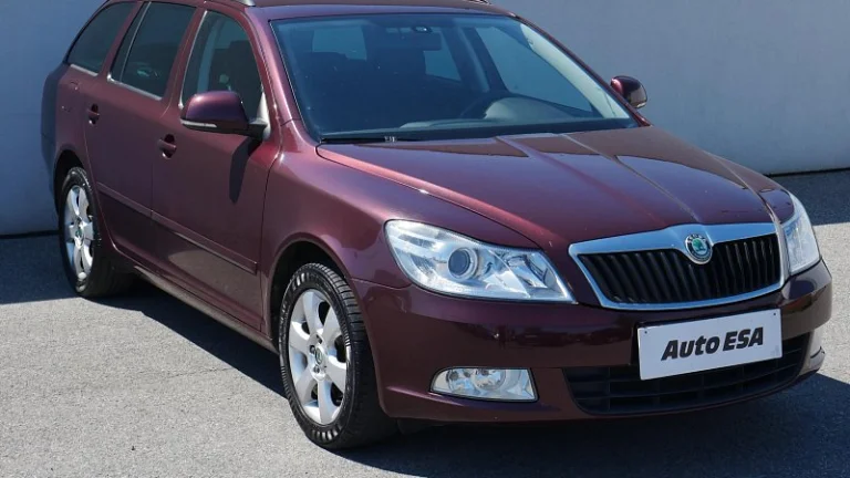 Škoda Octavia II 1.6 TDi Elegance