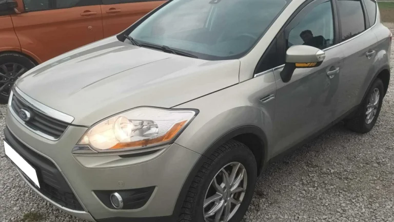Ford Kuga, 2010