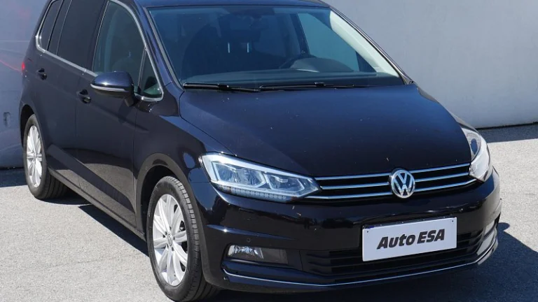 Volkswagen Touran 2.0 TDi 