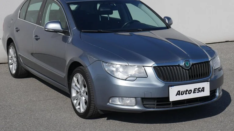 Škoda Superb II 2.0 TDi Elegance