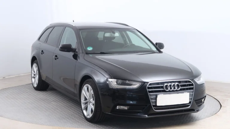 Audi A4, 2013