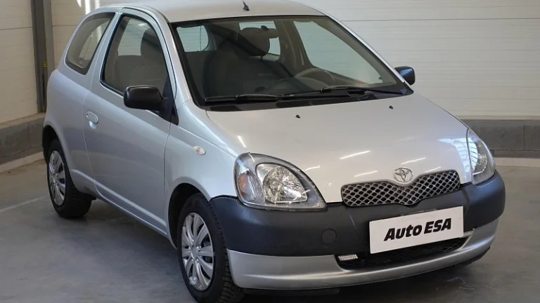 Toyota Yaris 1.0i 