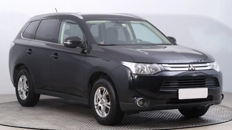 Mitsubishi Outlander, 2014