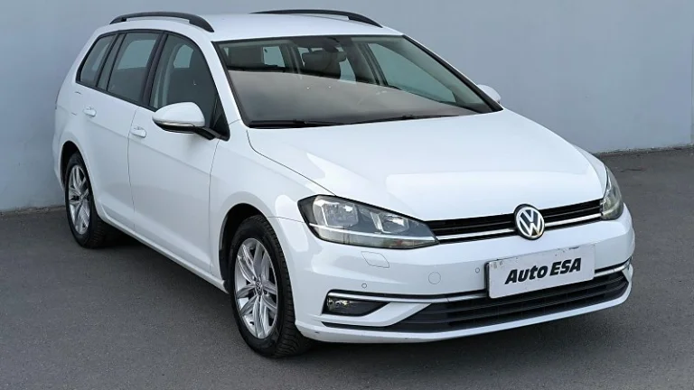 Volkswagen Golf 2.0 TDi 